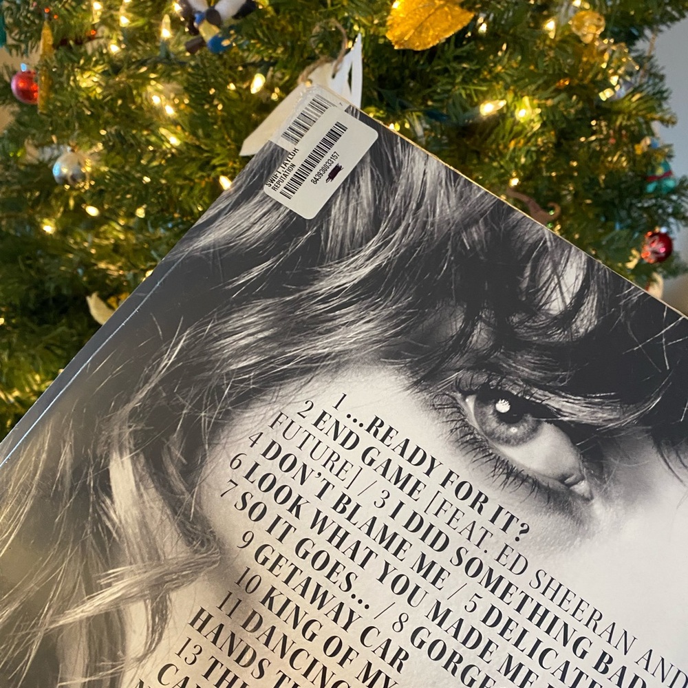 Taylor Swift Reputation Picture Disc Vinyl - Picture 5 of 6